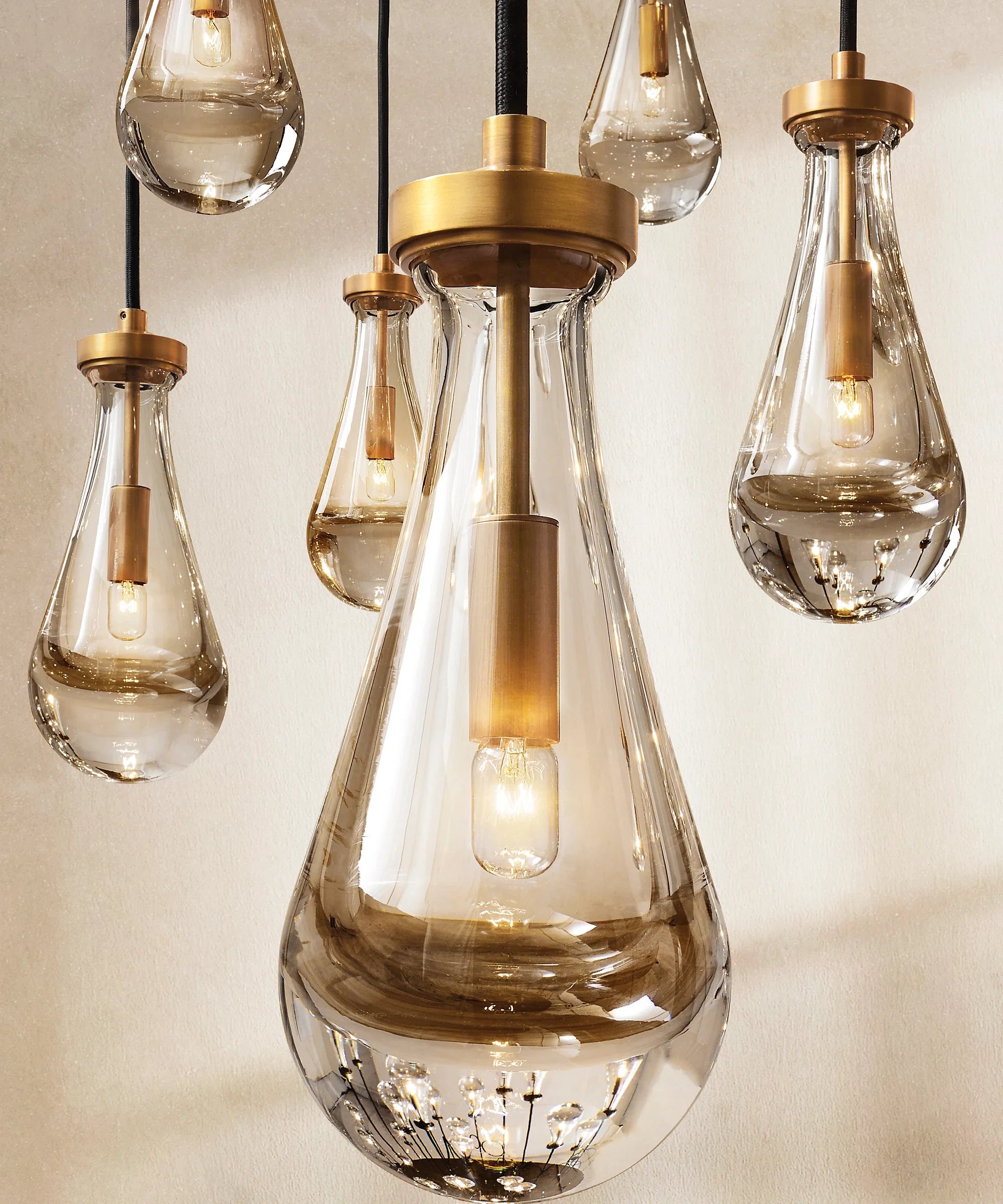 Raindrop Linear Chandelier – Ava