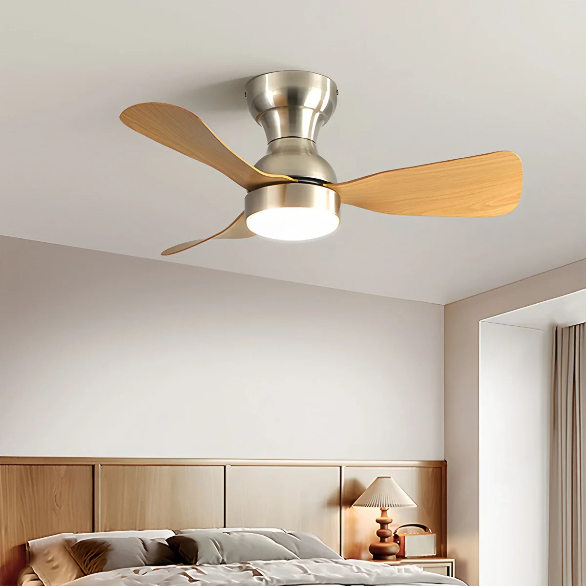 Kleine Deckenventilatorlampe für den Innenbereich mit Fernbedienung