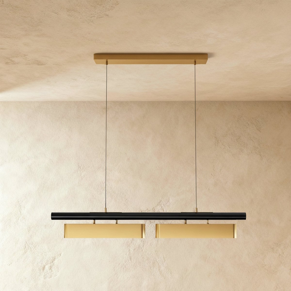 Munira Chandelier
