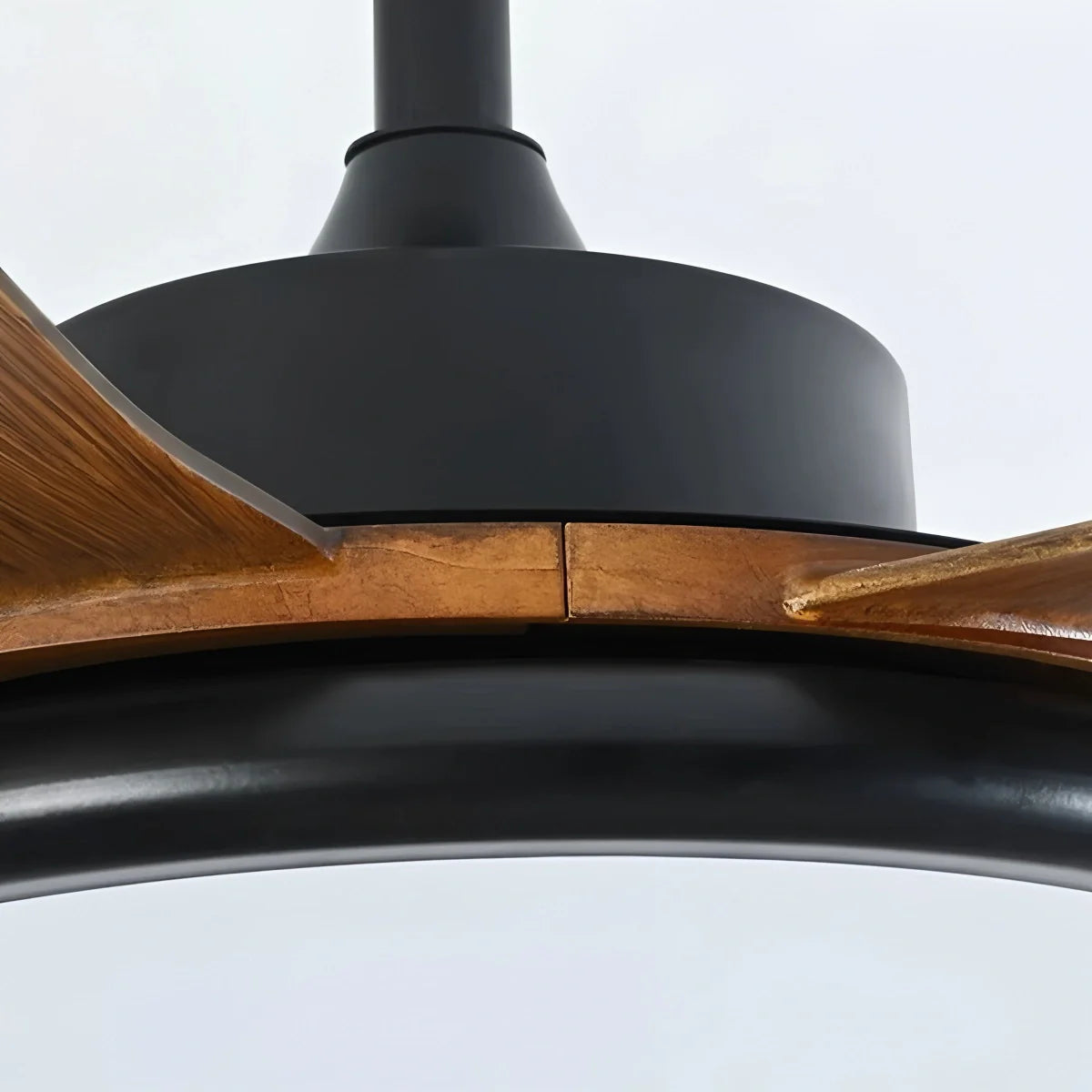 5-Flügel-Deckenventilator aus Holz mit Beleuchtung für das Wohnzimmer