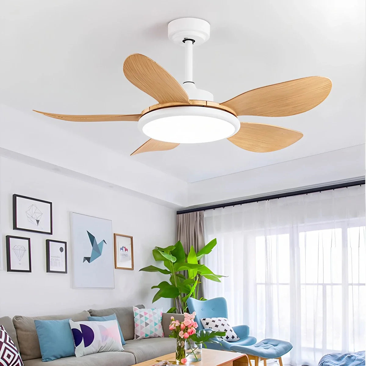 5-Flügel-Deckenventilator aus Holz mit Beleuchtung für das Wohnzimmer