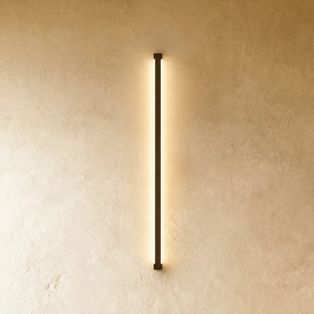 Arcato Modern Linear LED Wall Lamp – Black Wall-Mounted Light for Living Room