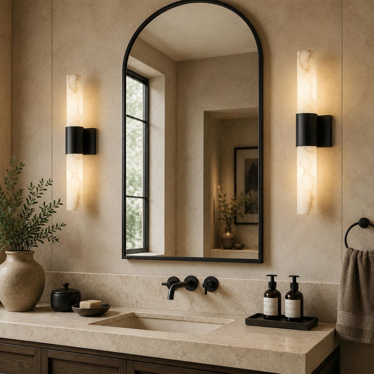 Alabaster-Wandleuchte "Cutar"