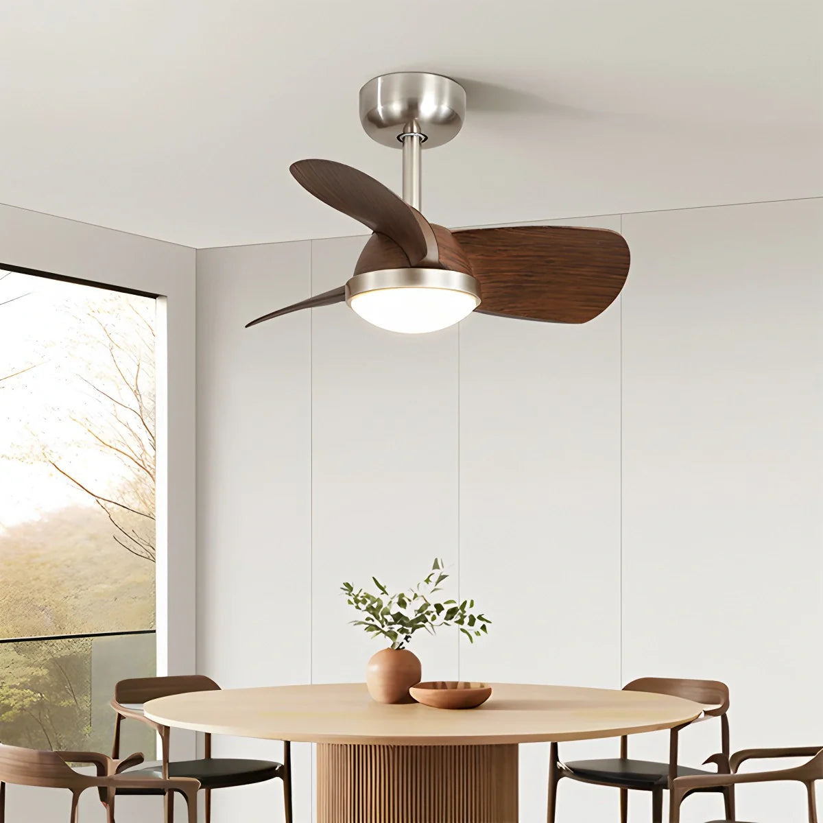 Einfache Deckenventilatorlampe für Kinderzimmer