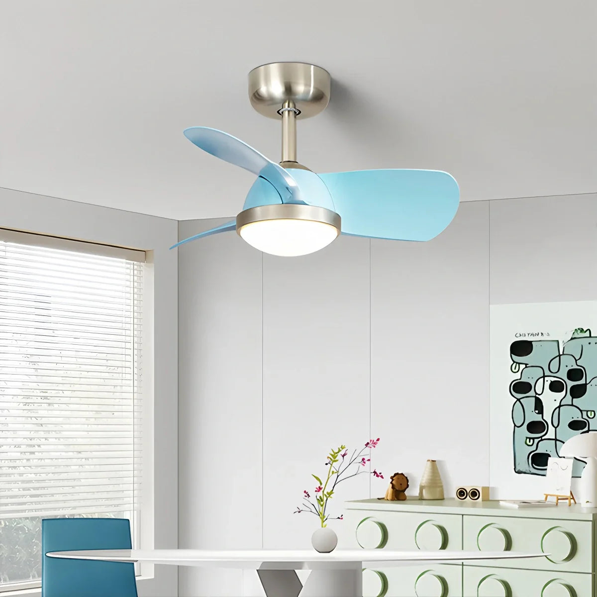 Einfache Deckenventilatorlampe für Kinderzimmer