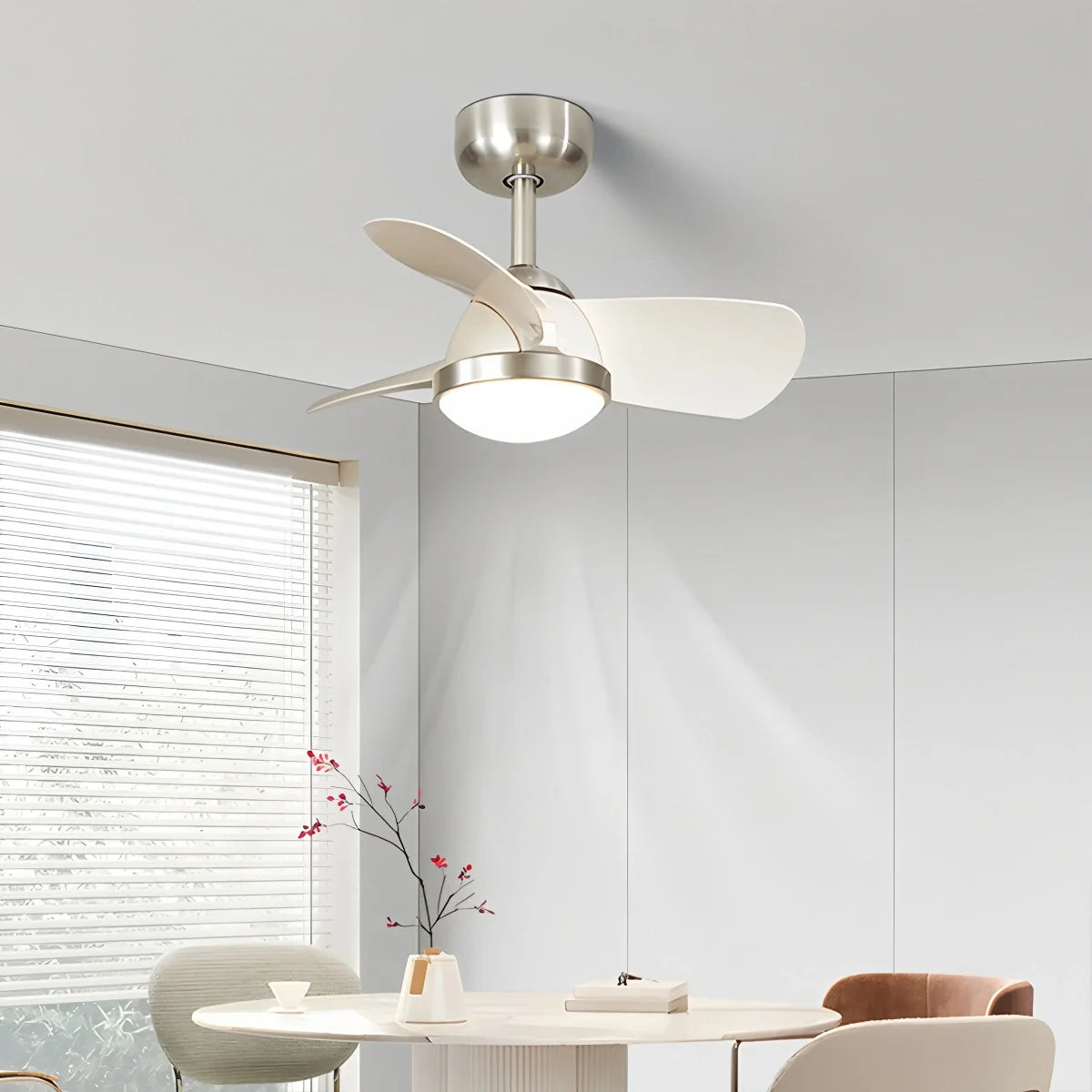 Einfache Deckenventilatorlampe für Kinderzimmer