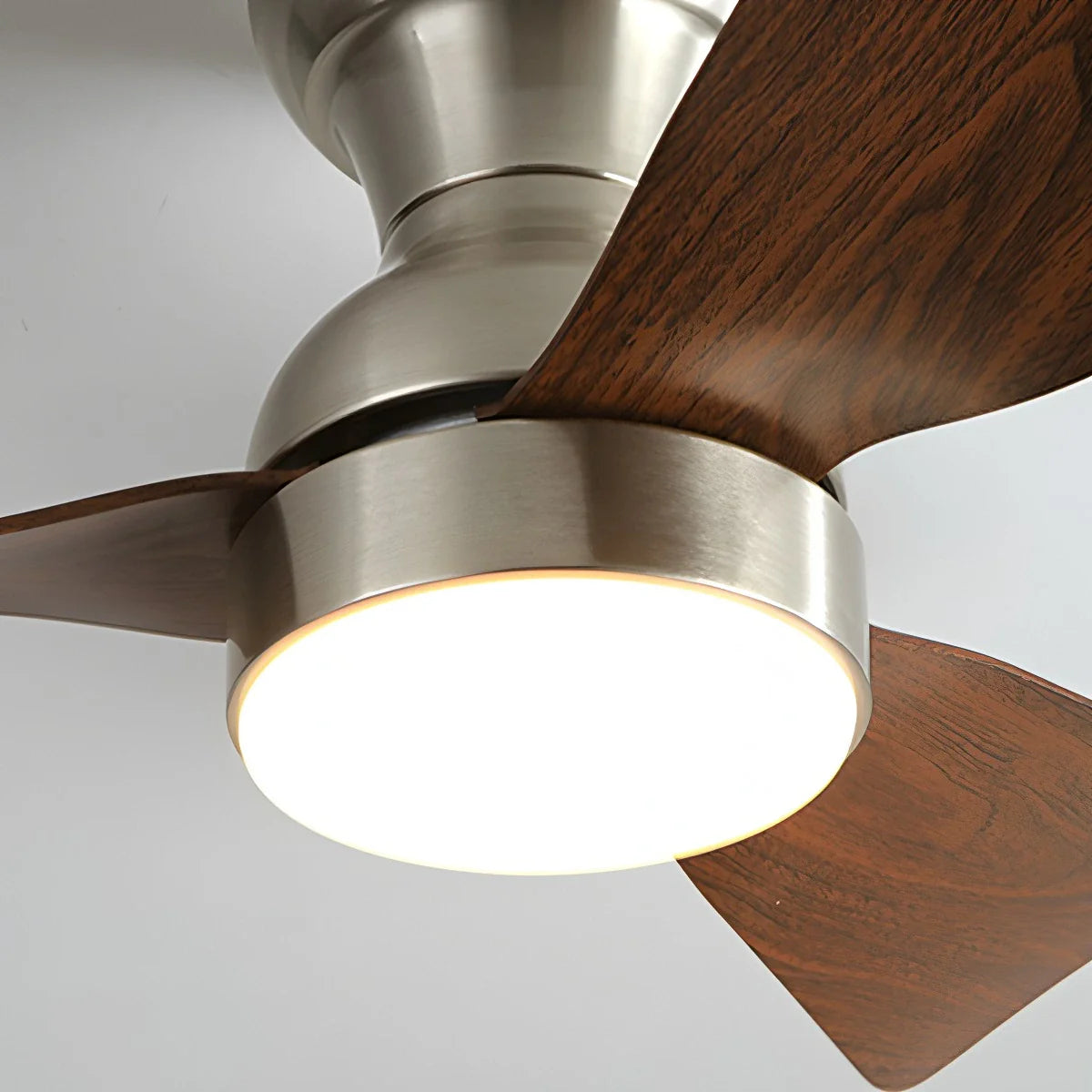 Kleine Deckenventilatorlampe für den Innenbereich mit Fernbedienung