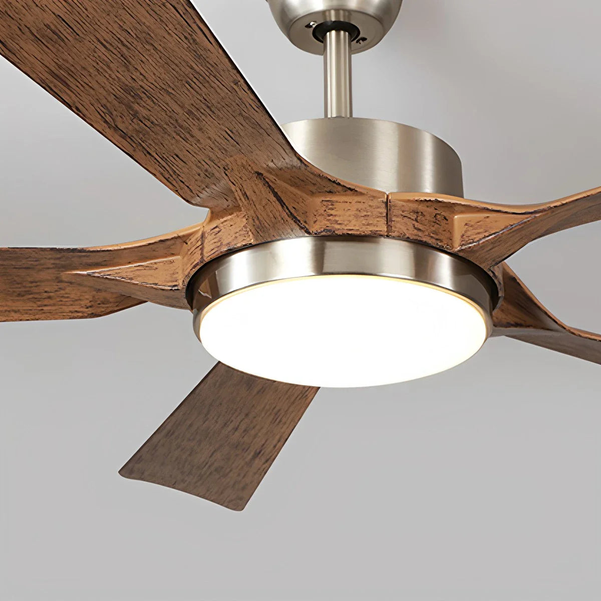 Dimmbarer Deckenventilator mit Licht & Fernbedienung
