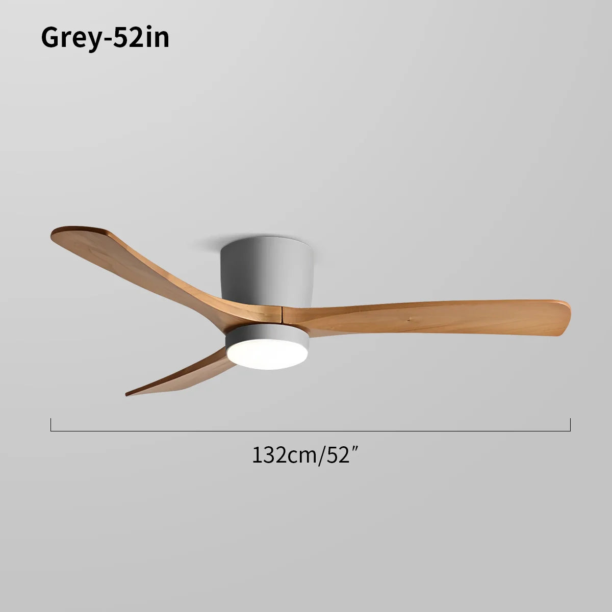 Großer, flacher Deckenventilator mit Beleuchtung