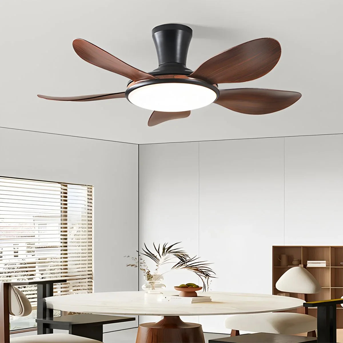 Leise ferngesteuerte LED-Deckenleuchte mit Ventilator