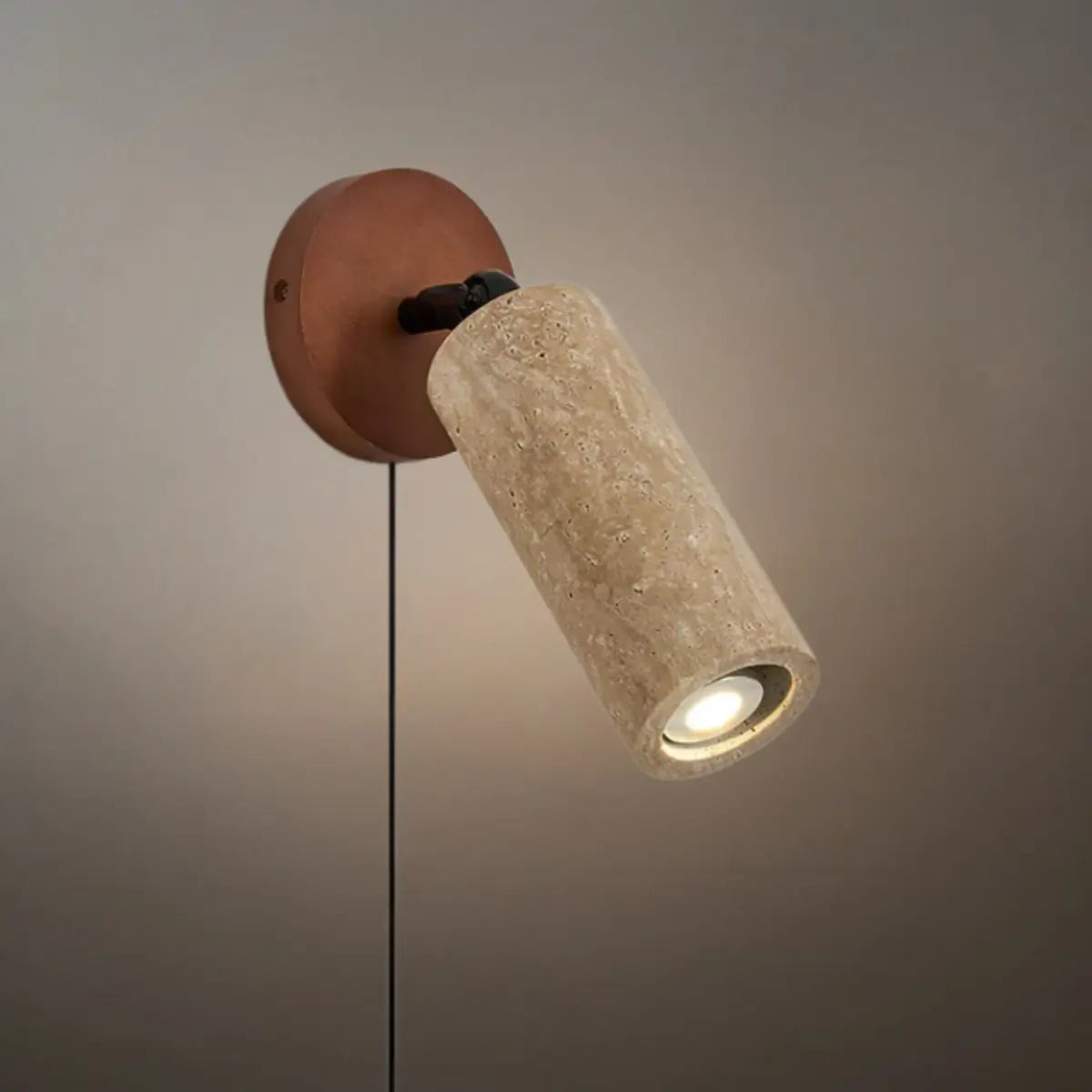 Strata Natural LED Travertin Wandleuchte