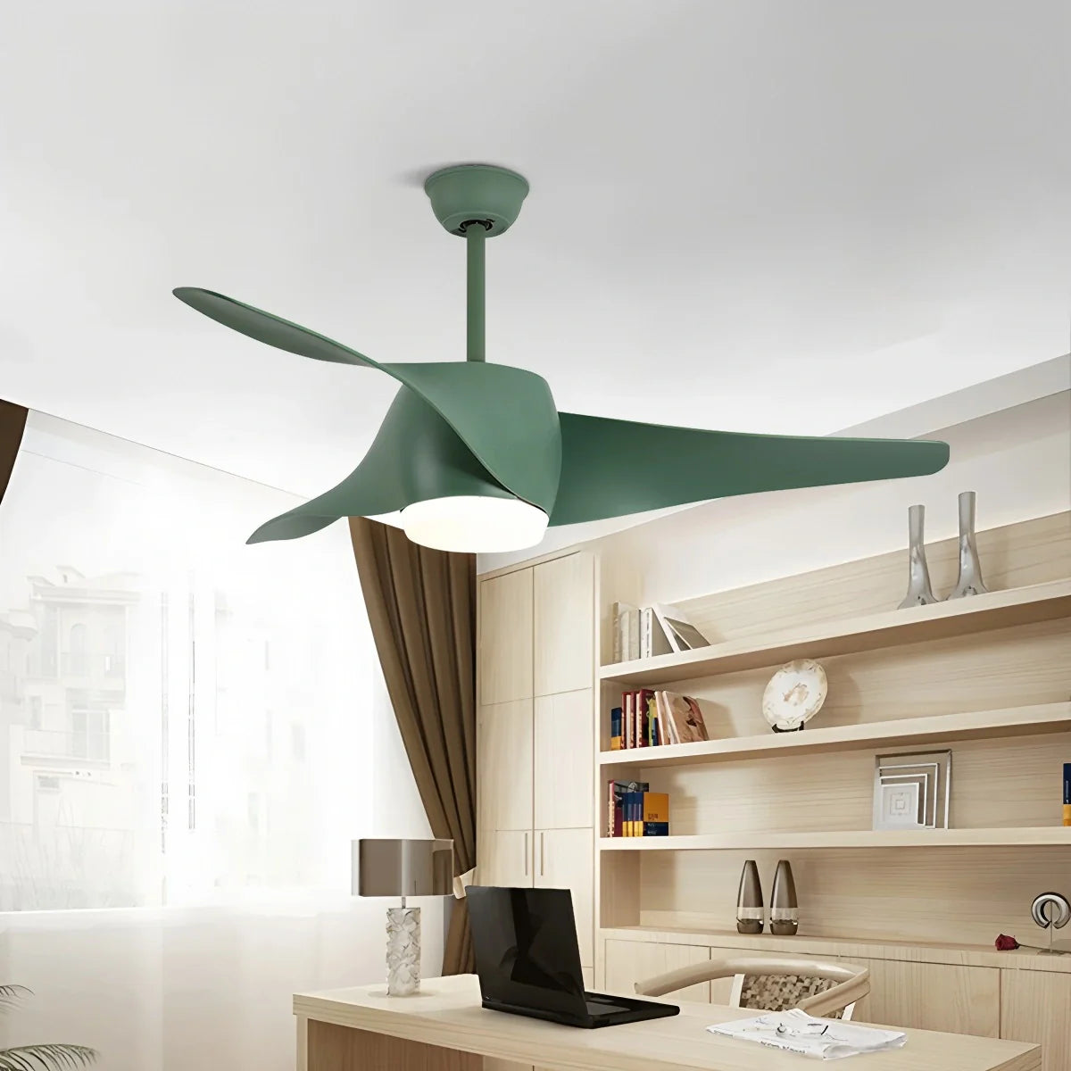 Propeller-Deckenventilatorleuchte für das Esszimmer