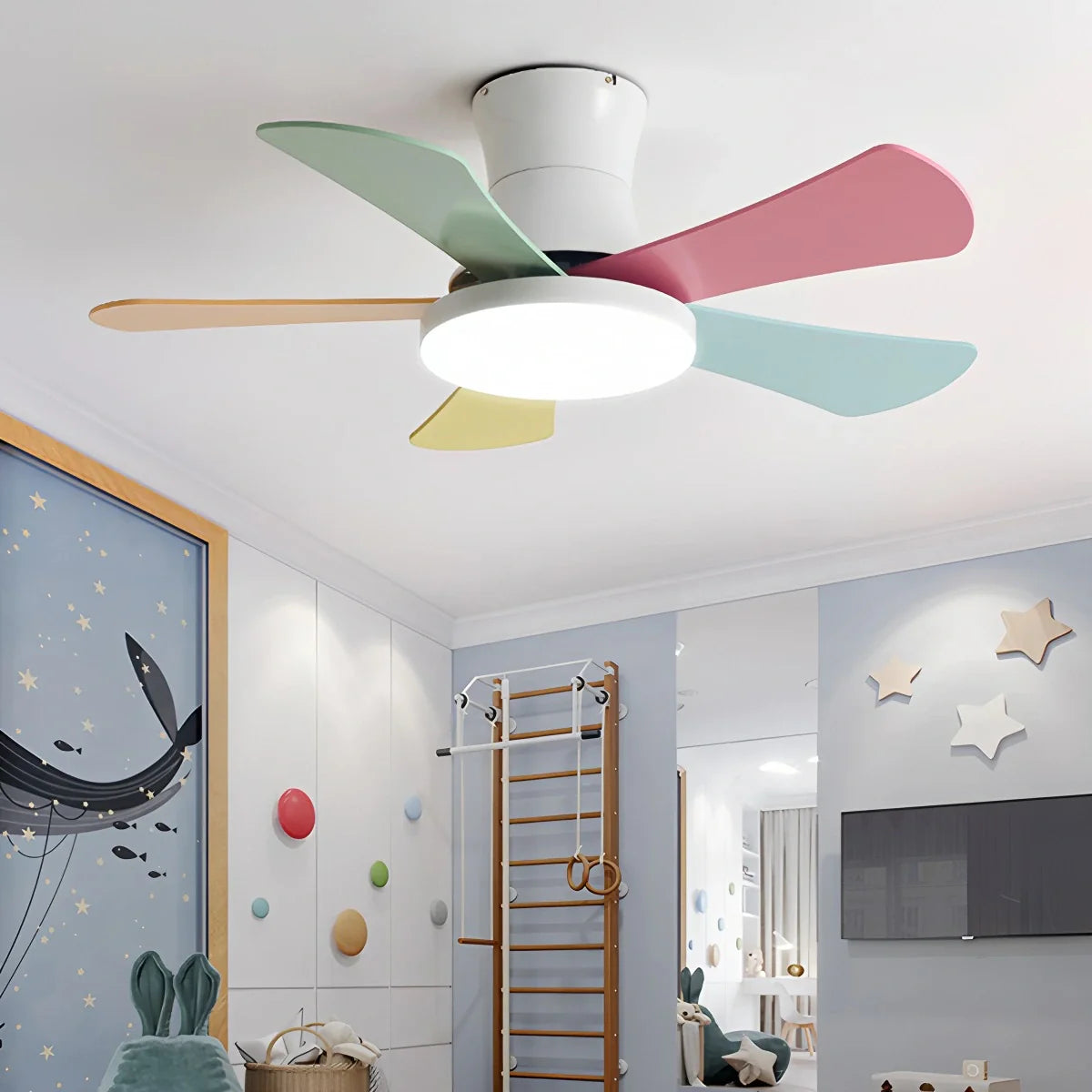 Skandi-Deckenventilator mit Licht, flaches Modell