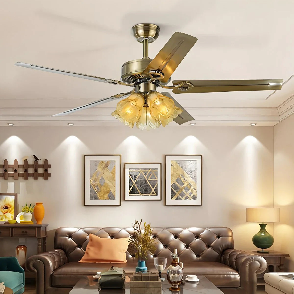 Vintage Deckenventilator mit Beleuchtung für das Esszimmer