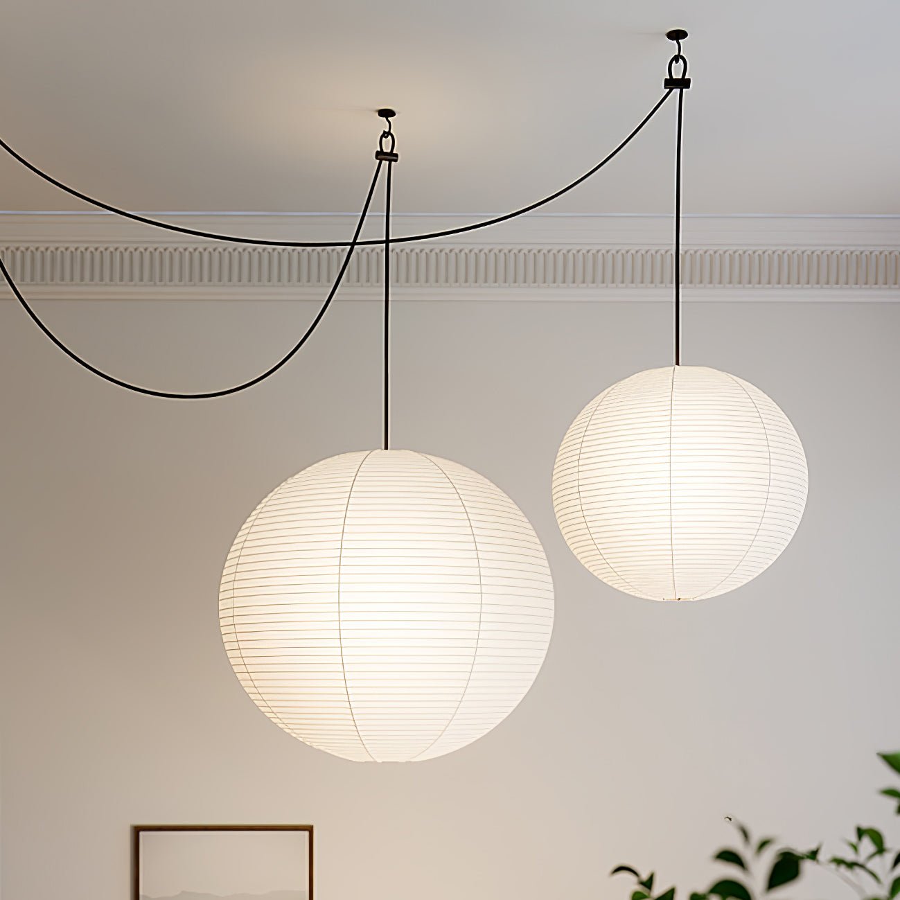 Akari Hängeleuchte rund (weißes Kabel)