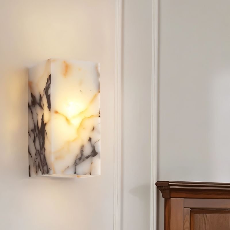 Alabaster-Würfel-Wandleuchte