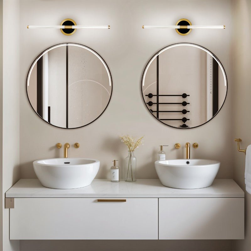 Lacto Wall Lamp
