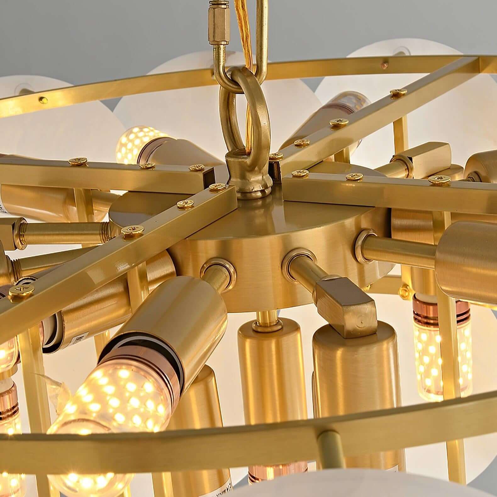 Velimo Chandelier